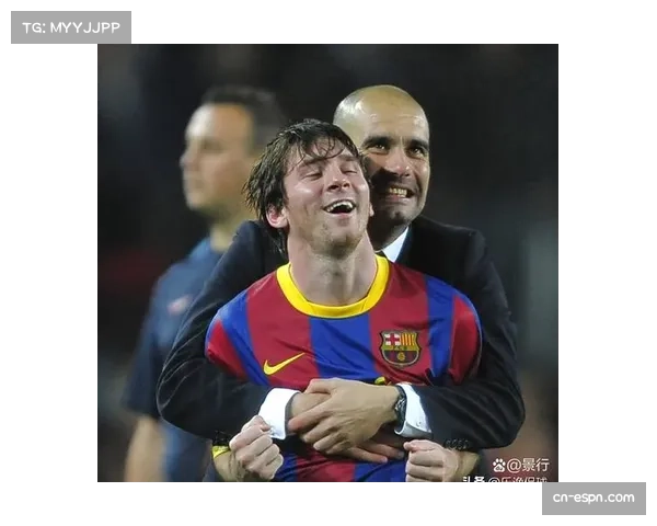 场边观察:巴萨教练组频繁记录对手由守转攻时,边后卫的固定前插路线